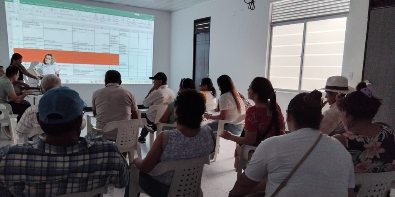 Gobernación y Minvivienda avanzan en la caracterización de familias para entrega de títulos de propiedad en Nariño, Cundinamarca