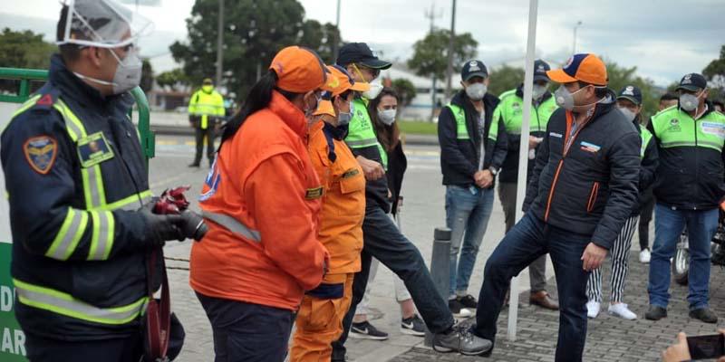 Motos y uniformes fortalecen  trabajo de organismos de socorro en Cundinamarca