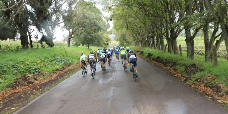 Steven Cuesta, ganador de la tercera etapa de la Vuelta a Cundinamarca en El Rosal