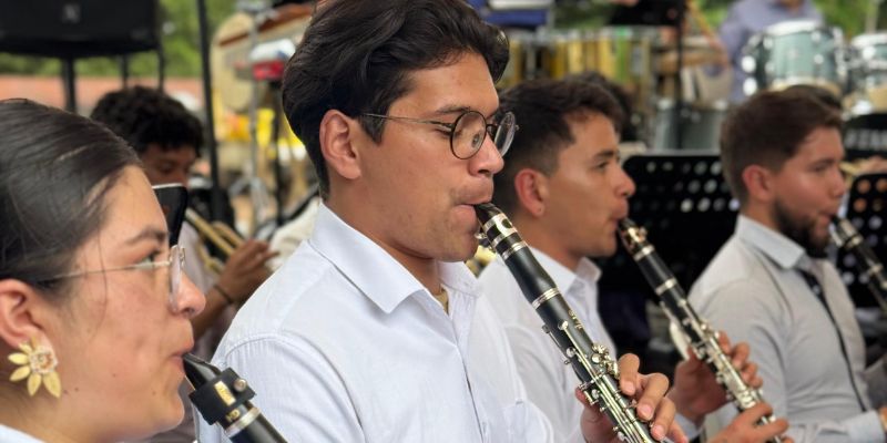Paratebueno celebra sus 43 años con concierto sinfónico en la vereda más golpeada por el sismo

