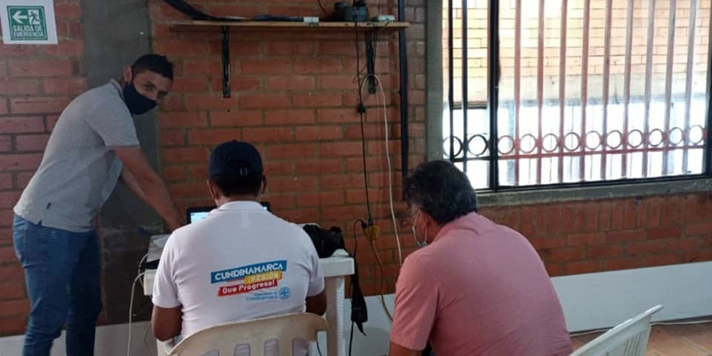 Sesquilé, cada vez más conectado





