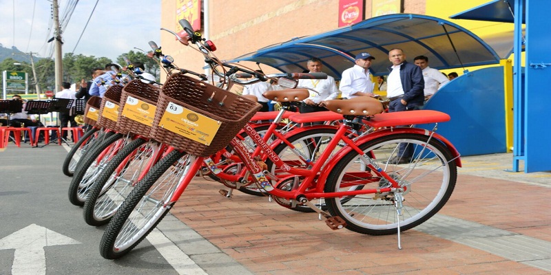 Cundinamarca lanza su sistema público regional de bicicletas para la seguridad













