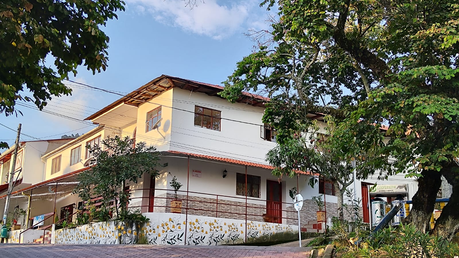 Tena, un Pueblo Dorado de Cundinamarca