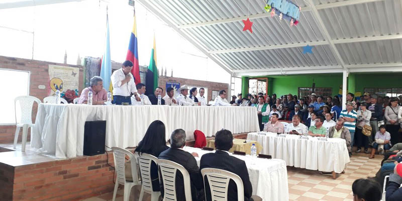 Avanza la socialización de proyectos de gasificación y minería












































