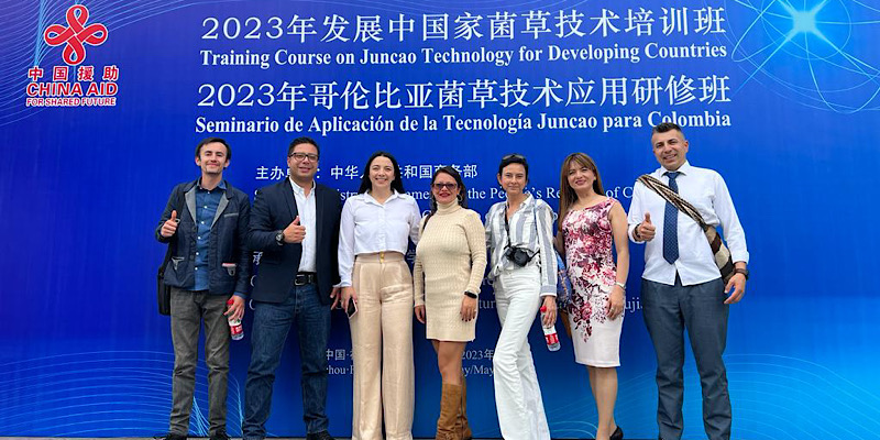 Siete cundinamarqueses asisten al seminario Aplicación de la tecnología Juncao, en China