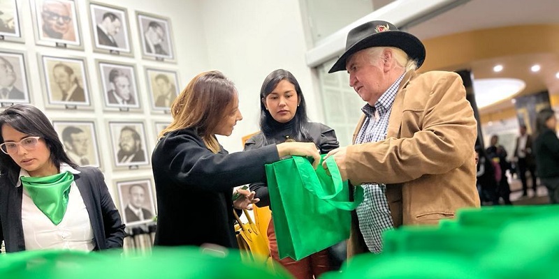 Gobernación ofrece alternativa a municipios para rentabilizar sus activos improductivos




