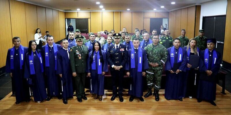 Graduación de la Tercera Promoción de la Escuela Departamental de Bomberos de Cundinamarca