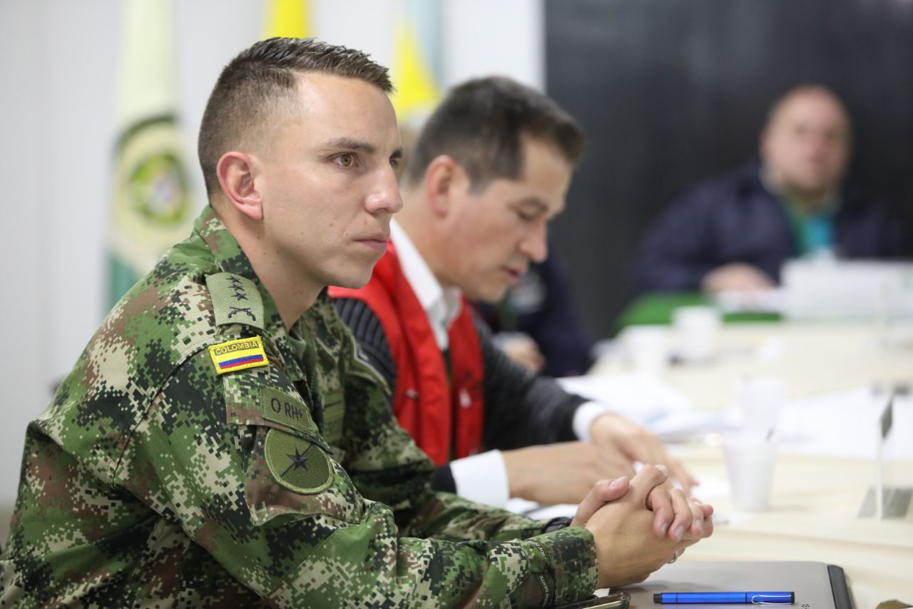 Más de 6.800 efectivos de la Policía y 10.000 del Ejército Nacional acompañan las elecciones en Cundinamarca























