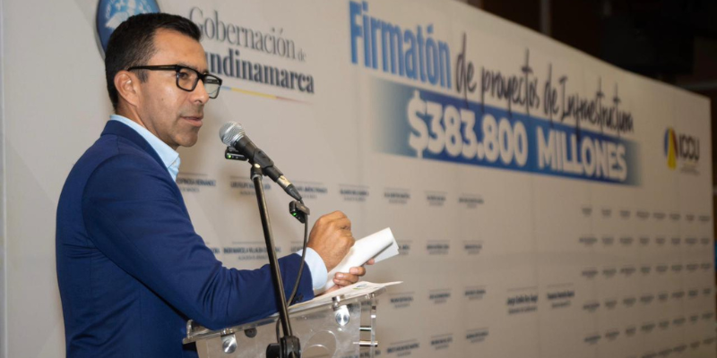 Gobernador Jorge Rey destina más de $383.000 millones para la infraestructura vial y vertical de 102 municipios de Cundinamarca

