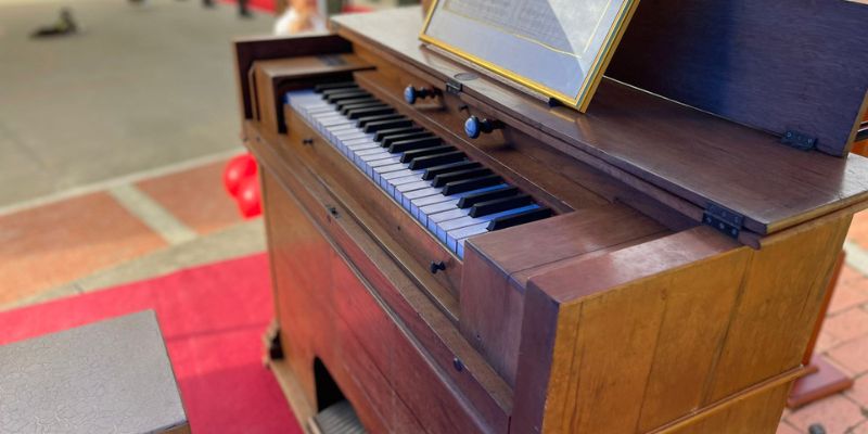 El armonio donde se interpretó por primera vez el Himno Nacional es declarado Bien de Interés Cultural
