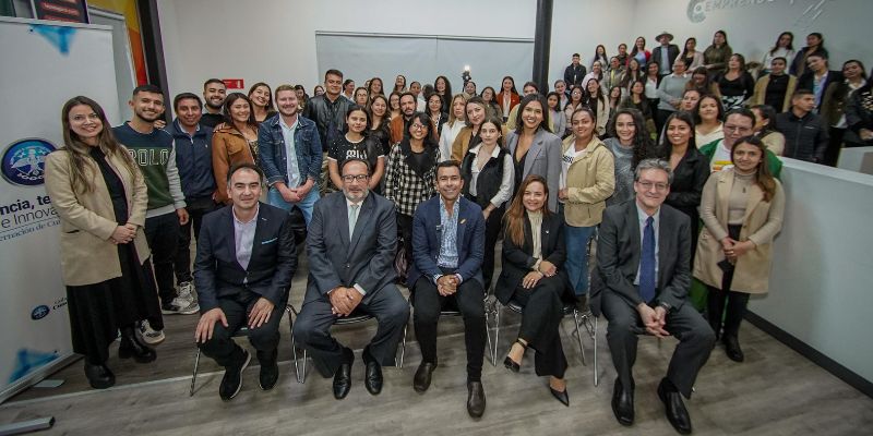 Gobernación de Cundinamarca y Universidad El Bosque celebran el primer encuentro de beneficiarios de maestrías “Alianza por el Futuro”