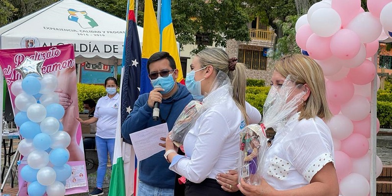 Mujer Rural Más Cerca de Ti llegó a 20 municipios cundinamarqueses




