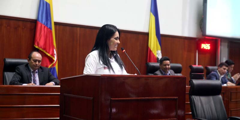 Un estimado de $4.800 millones se invertirá en la reubicación del colegio Fidel Cano de Tena




























































