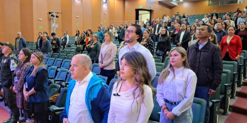 Más de 450 líderes educativos se reúnen en Cundinamarca para cuidar lo más valioso de la escuela: la convivencia