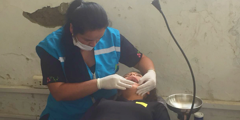 Asistencia médica en jornada de salud realizada en Guayabal de Toledo, municipio de El Peñón