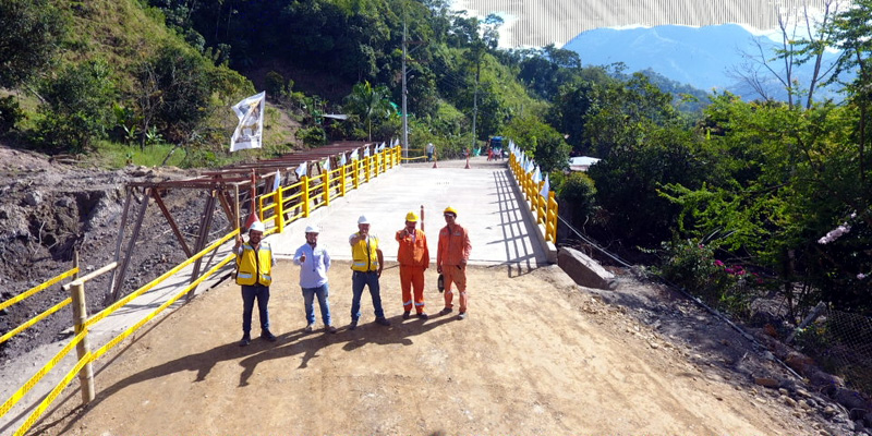 En tiempo récord construido y habilitado puente en Murca, La Palma