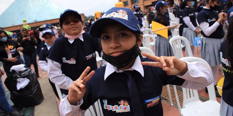 Dos mil niños y niñas se graduaron como ‘Patrulleritos Escolares’ por Cundinamarca



