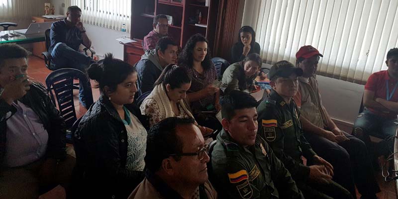 Comerciantes mejor informados evitarán venta de licor y cigarrillos de contrabando o adulterados

















