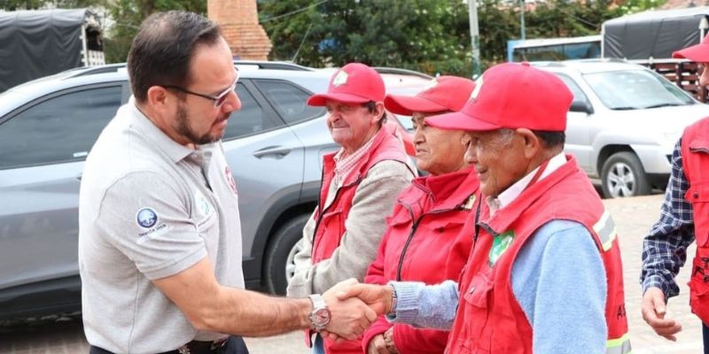 Tabio impulsa cultura del reciclaje con la “Misión Ecobomberitos”