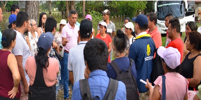 Gobiernos nacional y departamental atienden recuperación de Quetame y Guayabetal
