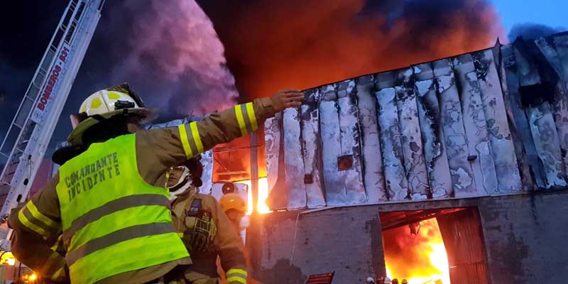 Evaluación de daños e inspección técnica tras incendio estructural en el parque industrial Celta de Funza

































