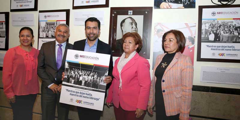 Maestros se toman el Salón de Gobernadores de Cundinamarca


