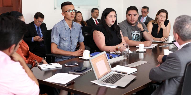 Más recursos para la Universidad de Cundinamarca anunció el gobernador Jorge Rey







































