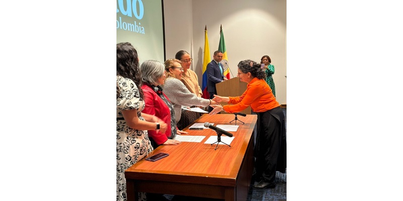 Sesenta y nueve cundinamarqueses certificados por la Universidad Externado de Colombia