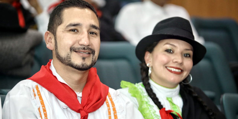 Maestros de Facatativá y Almeidas, vencedores en el IV Encuentro Departamental Folclórico y Cultural del Magisterio




























