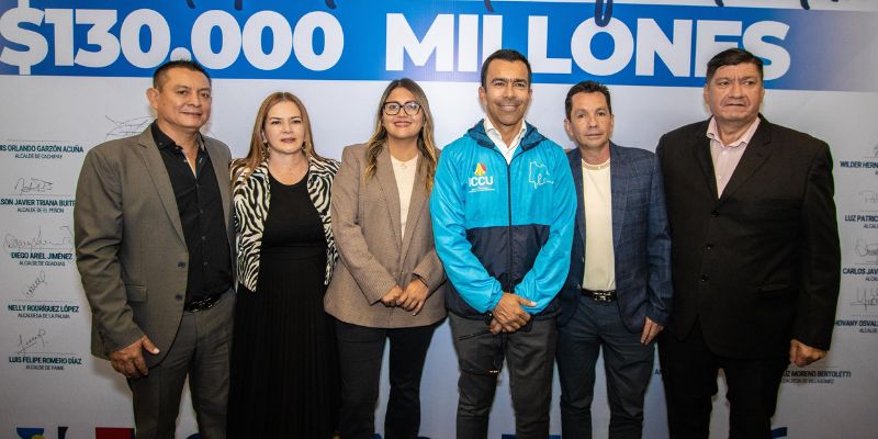 Gobernador Jorge Rey firma convenios por $130.000 millones para infraestructura vial y social en 59 municipios