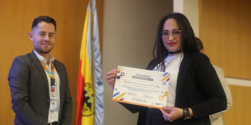 Se graduaron 60 emprendedores del Semillero Digital 4.0