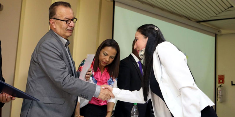 Gobernación de Cundinamarca gradúa los primeros servidores públicos en servicio al cliente 








