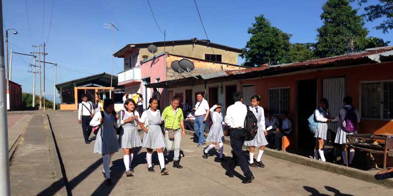 Secretaría de Educación destina recursos para subsidios de alojamiento escolar











































