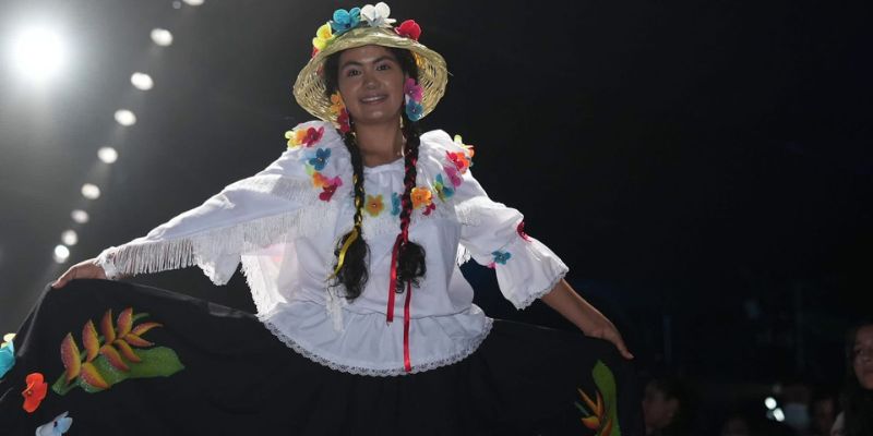 Gobernador Jorge Rey destaca el talento y la economía creativa de las mujeres cundinamarquesas en la pasarela Moda con Propósito y Transformación Social