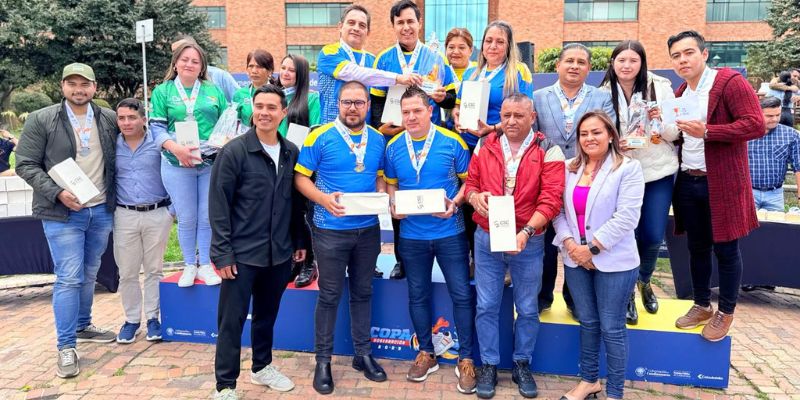Más de 1.000 servidores públicos participaron en la segunda premiación de la Copa Gobernación 2025




