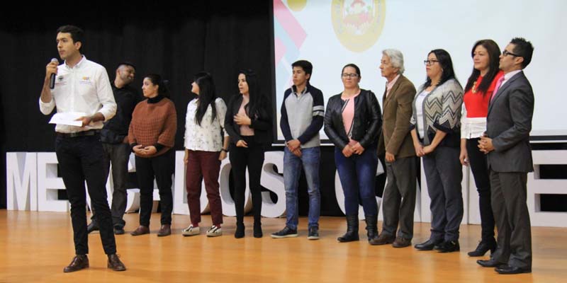 Convocatoria para acceder al beneficio de registro, permiso o notificación sanitaria ante el Invima

























