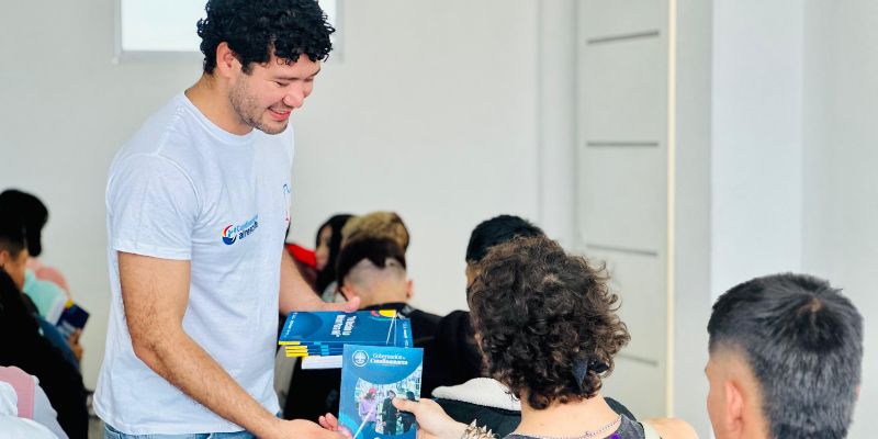 Cundinamarca lanza programa para transformar la vida de 700 jóvenes que no estudian ni trabajan


