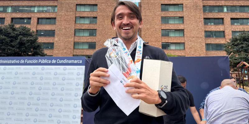 Más de 1.000 servidores públicos participaron en la segunda premiación de la Copa Gobernación 2025




