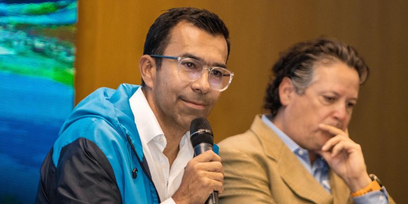 Gobernador Jorge Rey lanza la segunda Media Maratón de Cundinamarca: “Vamos por el reto de correr al lado del río Magdalena”