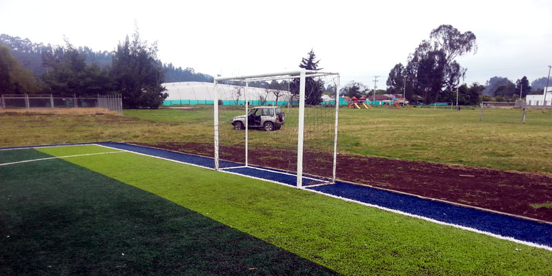Madrid estrena cancha sintética de fútbol

