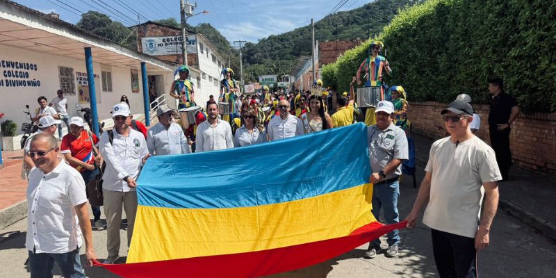 Cundinamarca celebra el talento cultural de su magisterio en Villeta