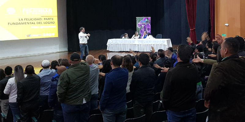 La felicidad es parte fundamental de los logros personales y de una organización


