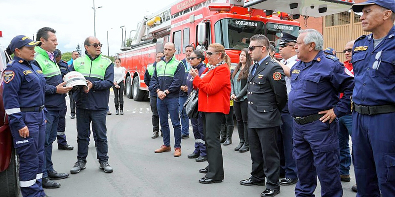 Reconocimiento póstumo al capitán Iván Valenzuela, forjador de bomberos en Cundinamarca
































