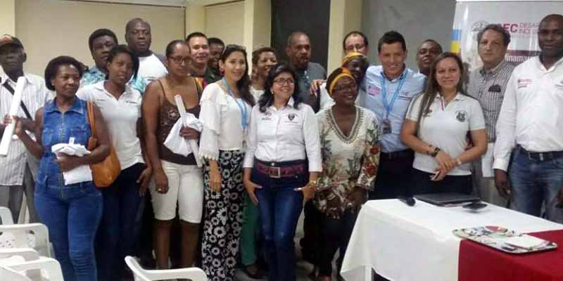 Mesa de trabajo con grupos étnicos y comunidad LGBTI de Girardot










