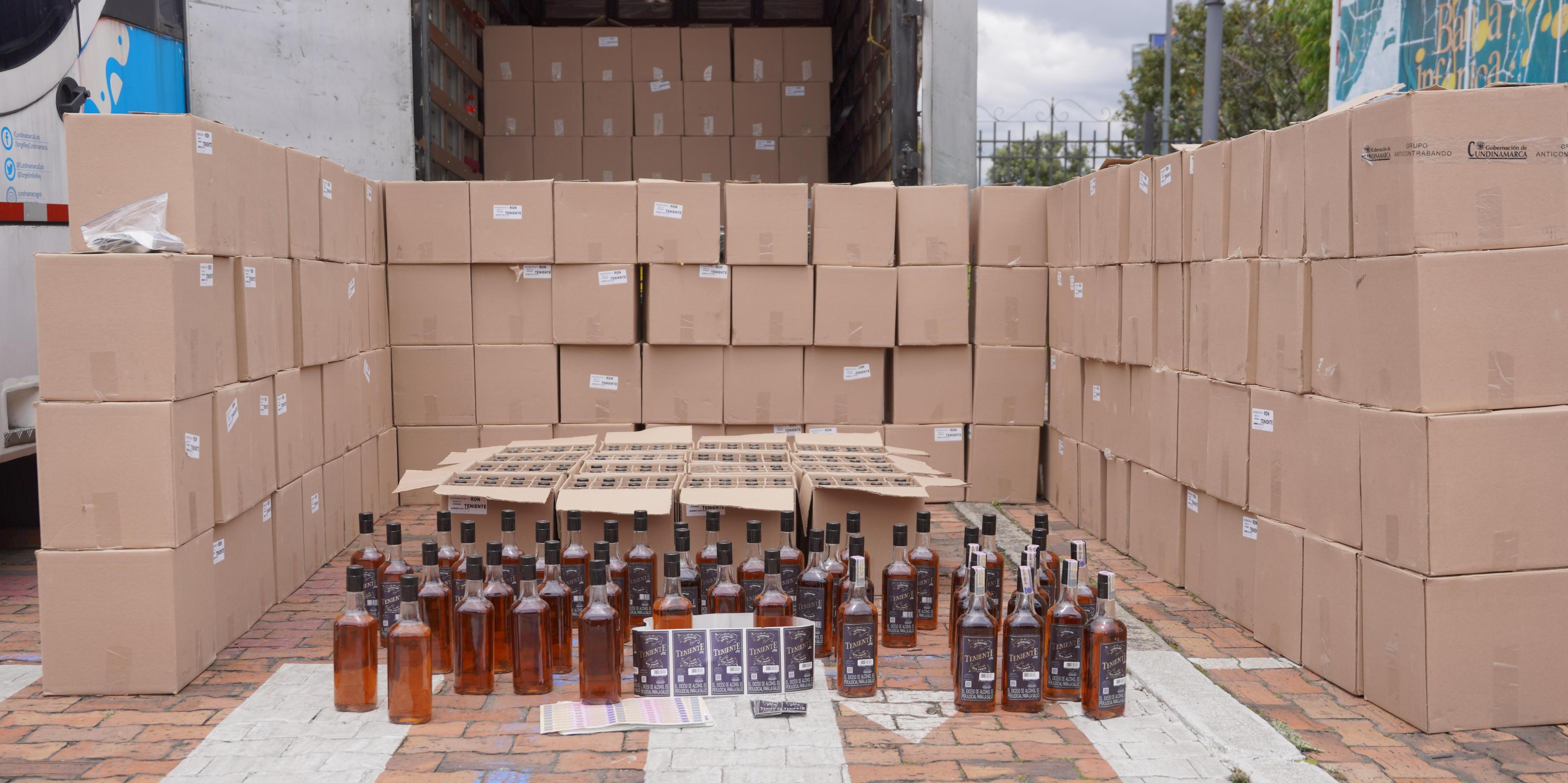 Cundinamarca continúa su lucha contra la ilegalidad: decomisadas 334 cajas de licor adulterado

