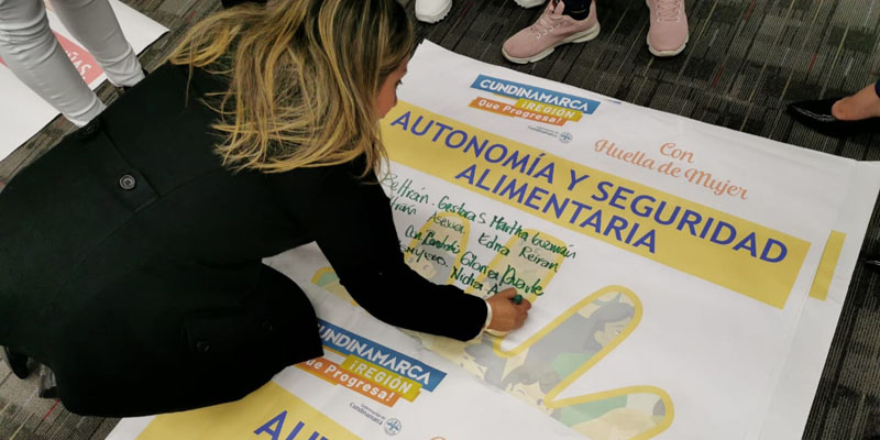 Visión cundinamarquesa con huella de mujer



