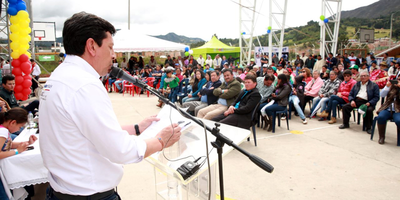 Reconocimiento a los mineros cundinamarqueses



















































































