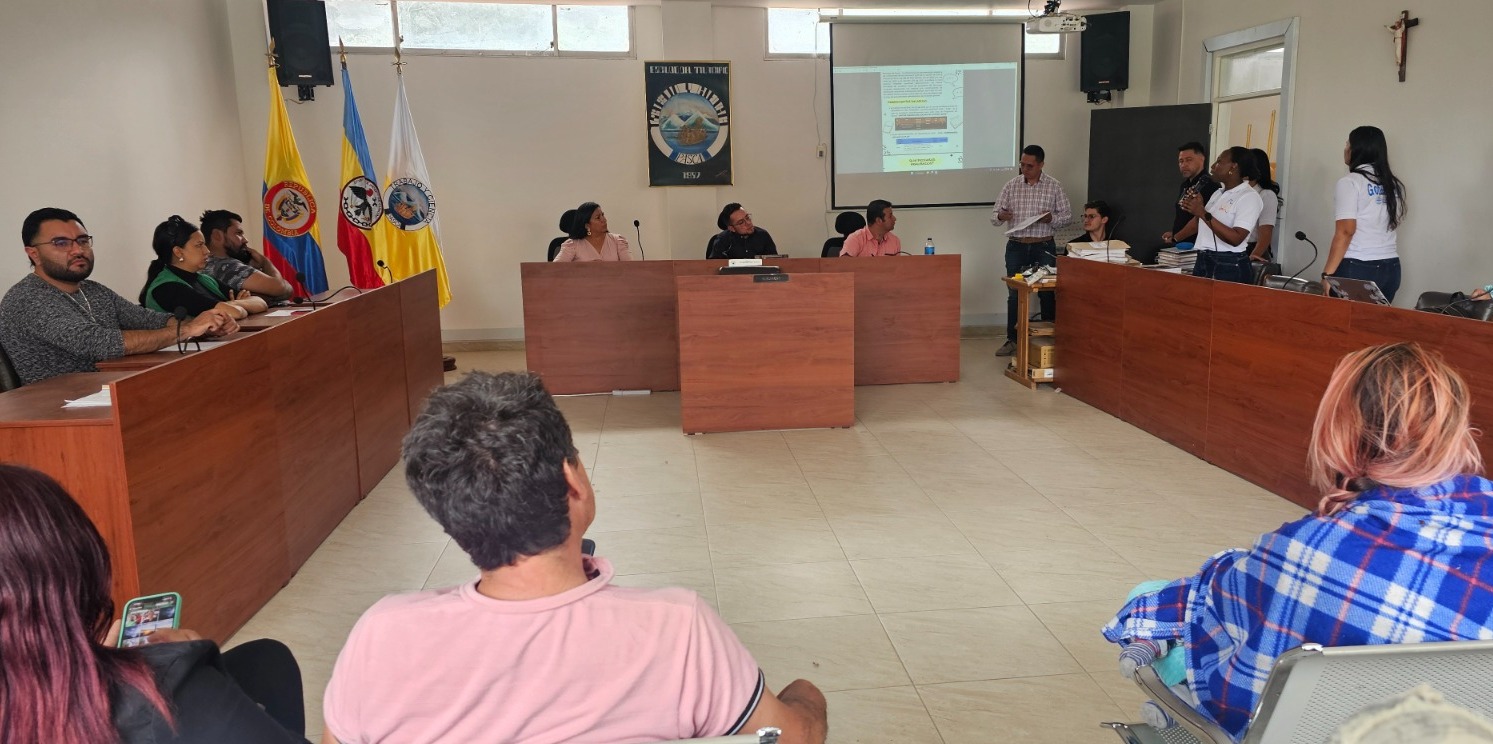 Avanza el proceso de titulación de predios y reubicación en Pasca


