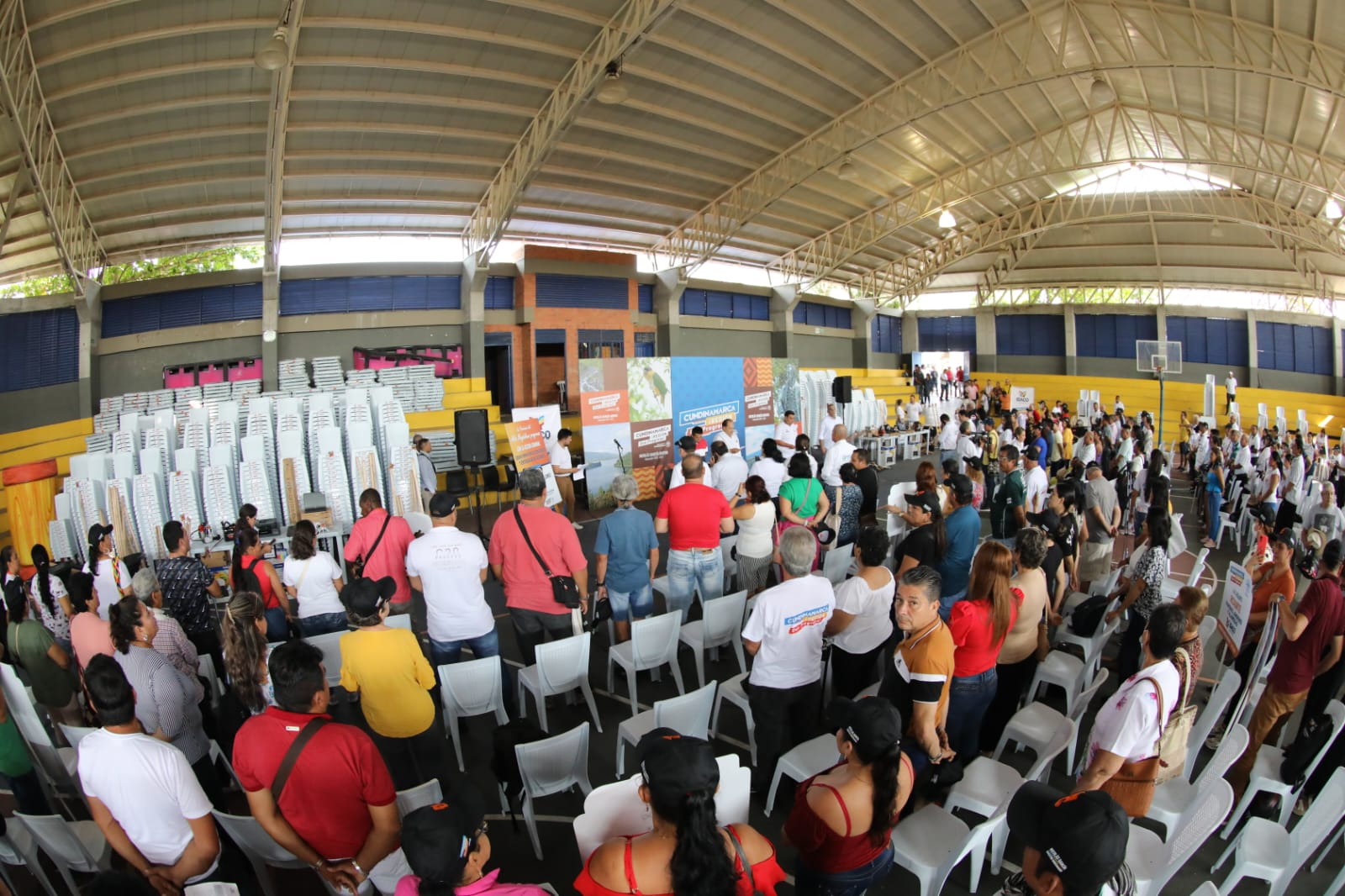 Firmatón de Convenios y entrega de dotaciones a JAC del Alto Magdalena por $1.445 millones
