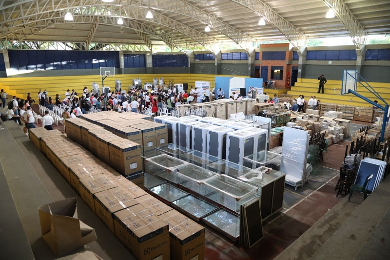$1.100 millones en implementos para la reactivación económica de Girardot
















